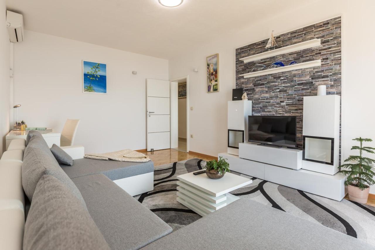 Holiday House Almissa Omiš Dış mekan fotoğraf
